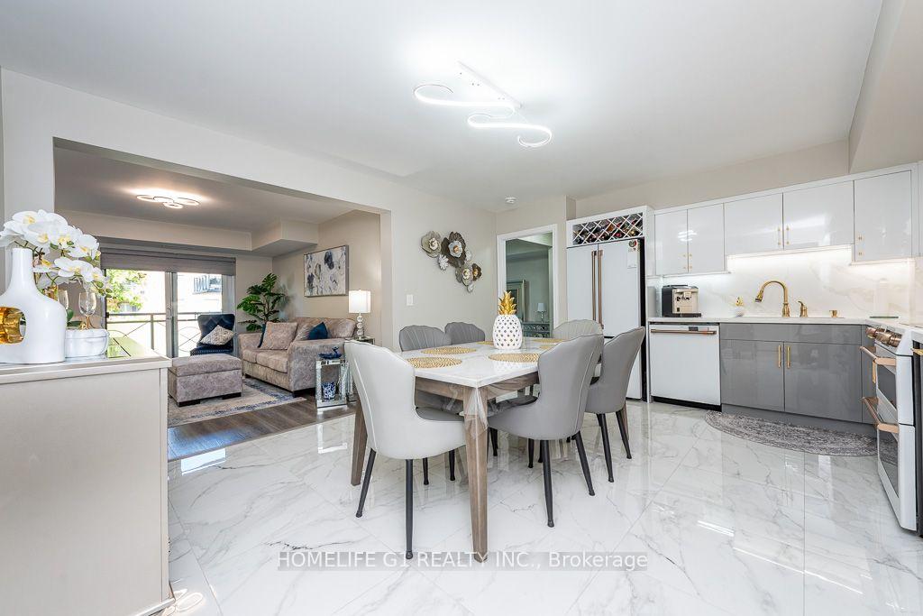 Photo 7 of Unit 303, 2500 Rutherford Road, Vaughan, Maple — HOMEH
