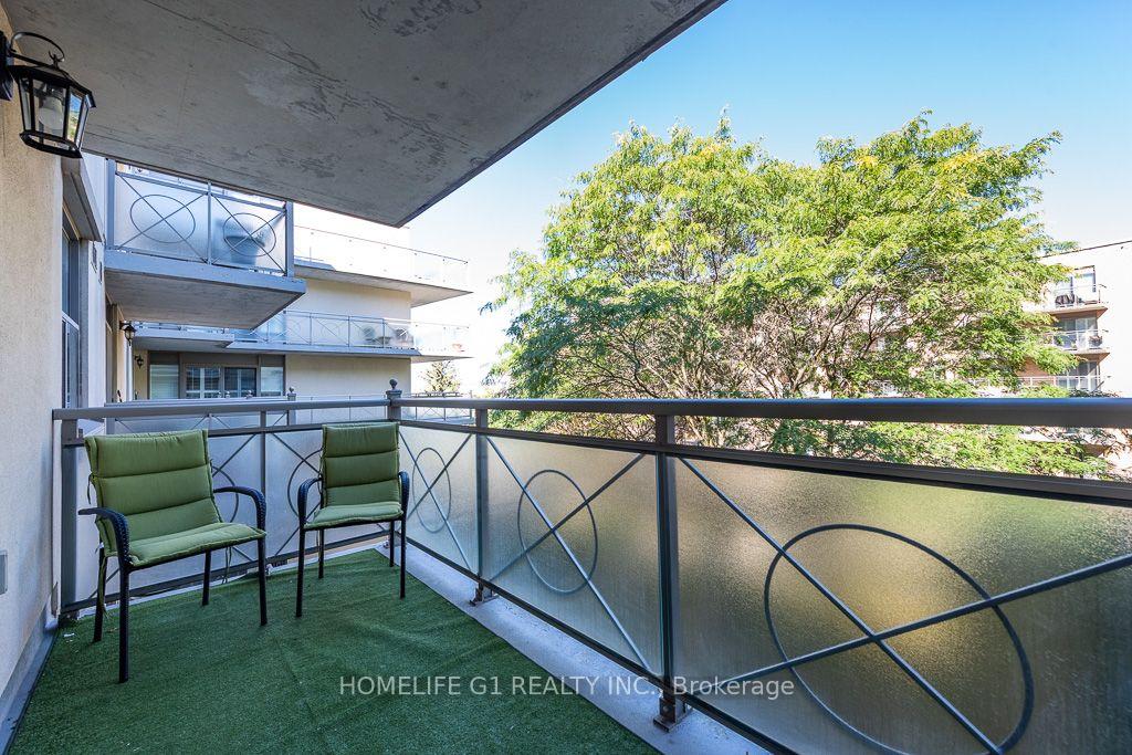 Photo 16 of Unit 303, 2500 Rutherford Road, Vaughan, Maple — HOMEH