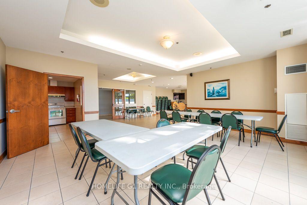 Photo 19 of Unit 303, 2500 Rutherford Road, Vaughan, Maple — HOMEH