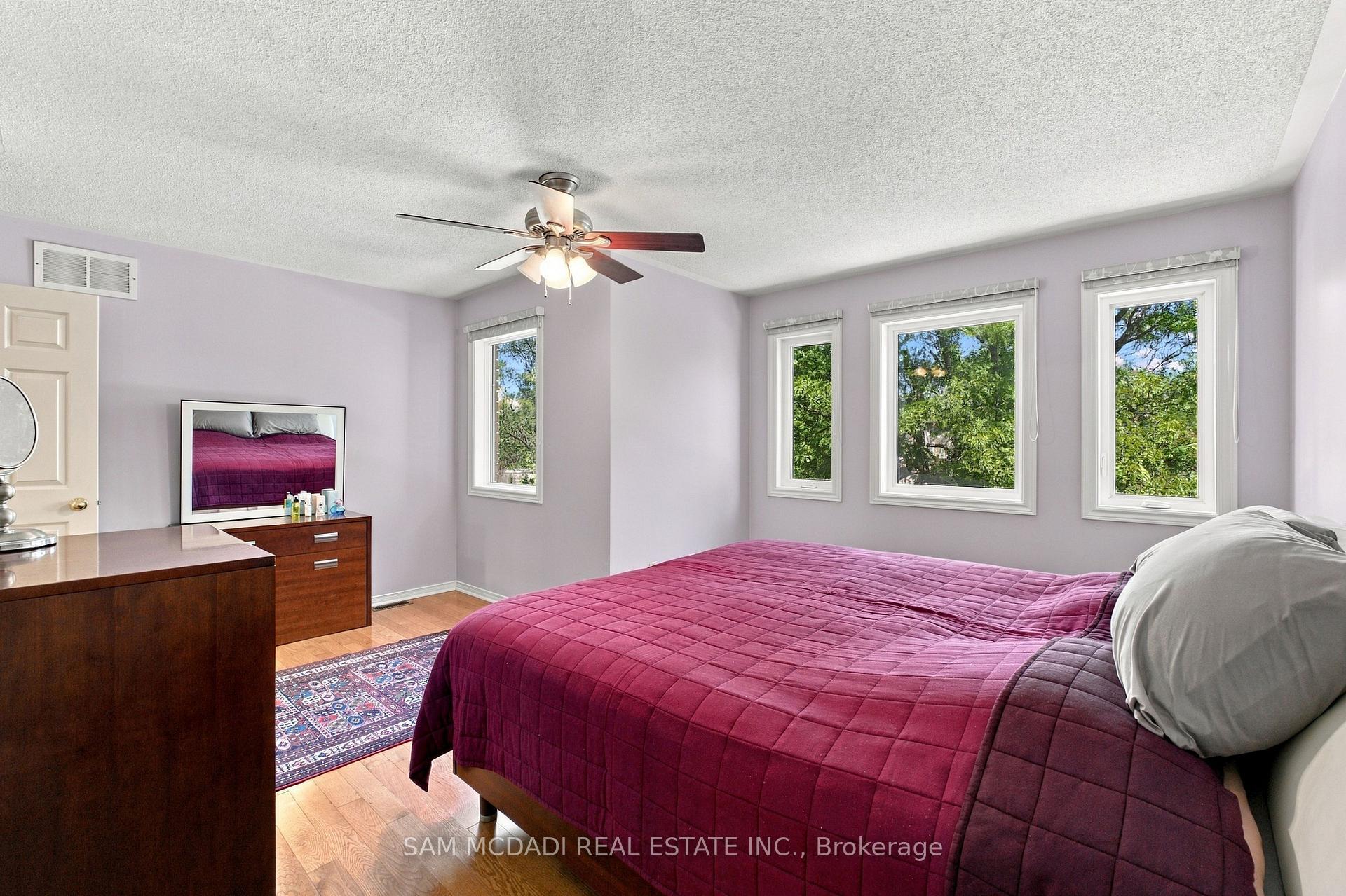 Photo 15 of 2148 Nightstar Drive, Oakville, Westmount — HOMEH