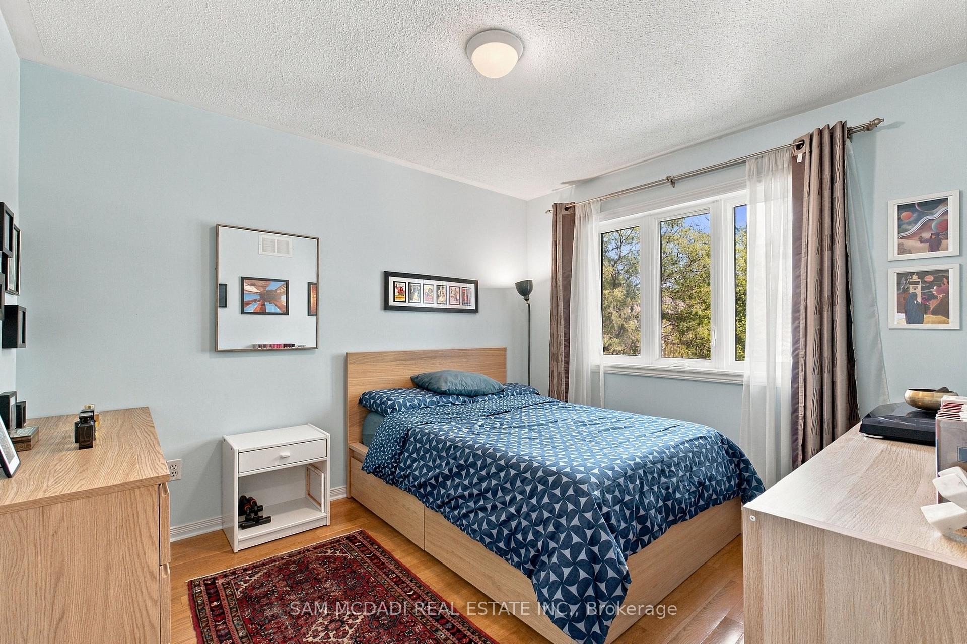 Photo 20 of 2148 Nightstar Drive, Oakville, Westmount — HOMEH