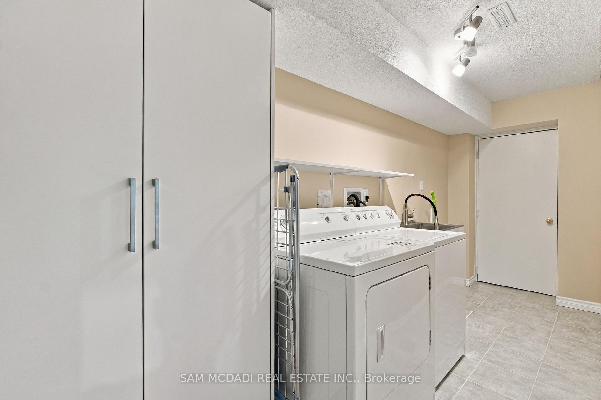 Photo 28 of 2148 Nightstar Drive, Oakville, Westmount — HOMEH