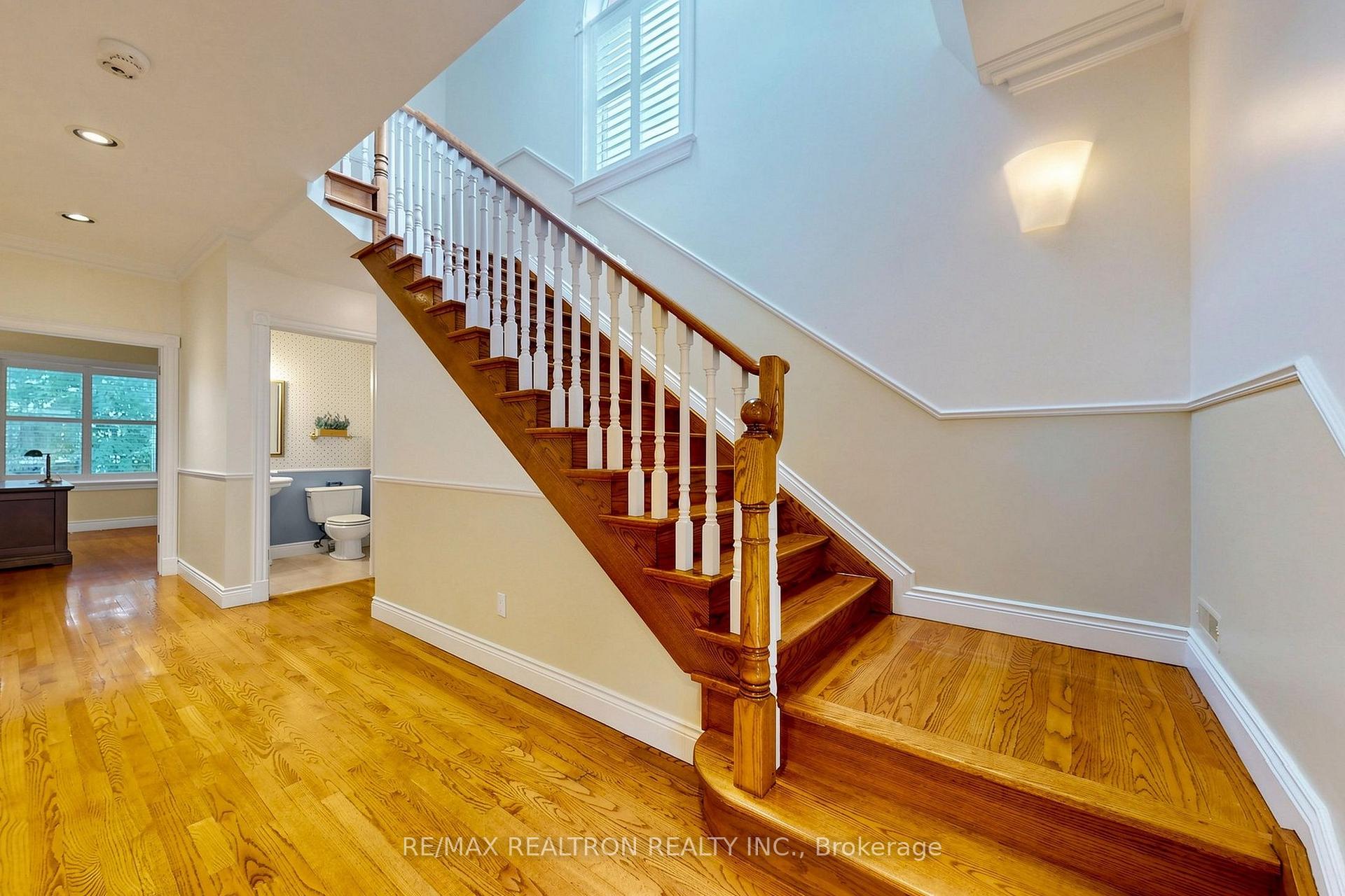 Photo 14 of 352 Deloraine Avenue, Toronto, Bedford Park-Nortown — HOMEH