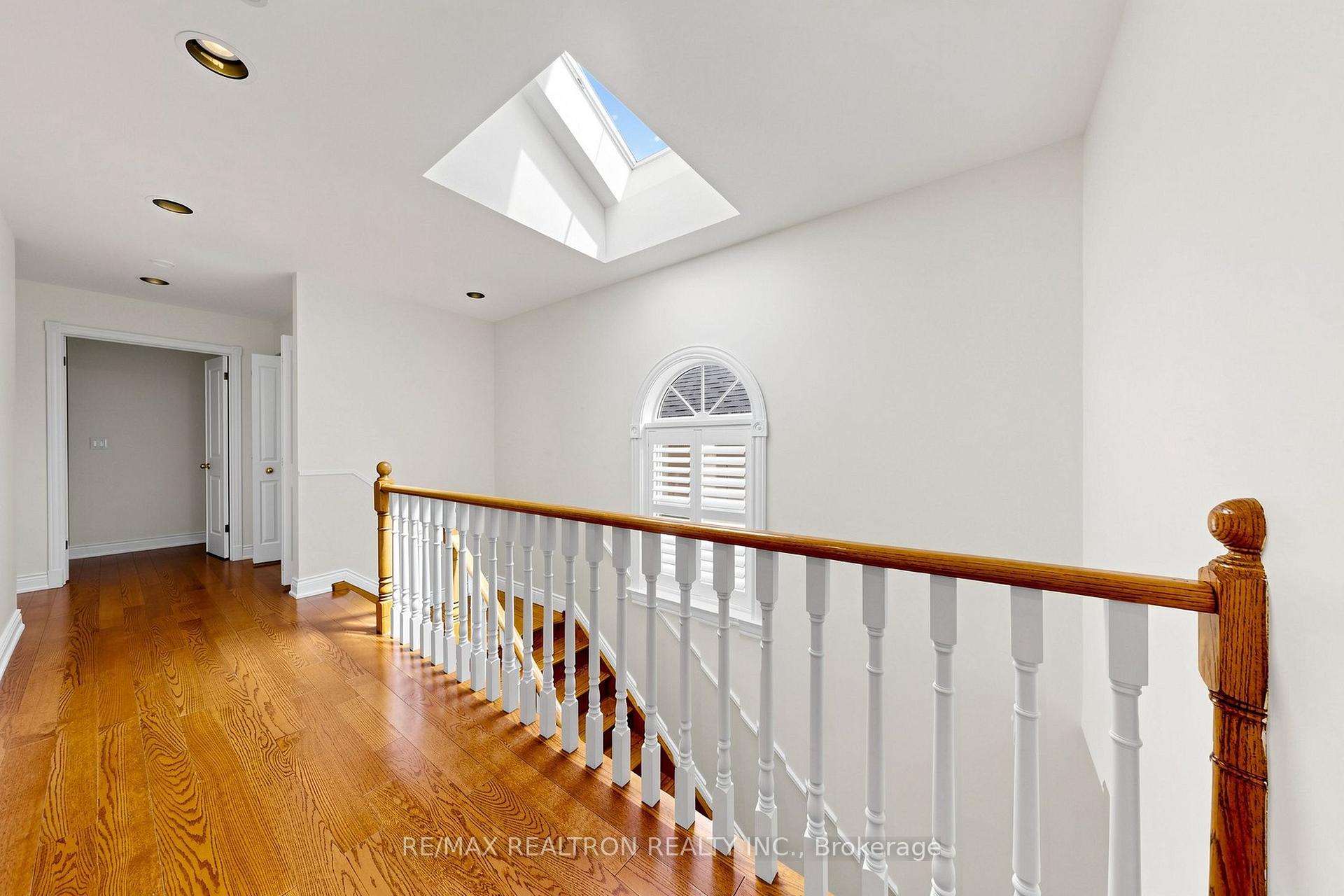 Photo 18 of 352 Deloraine Avenue, Toronto, Bedford Park-Nortown — HOMEH