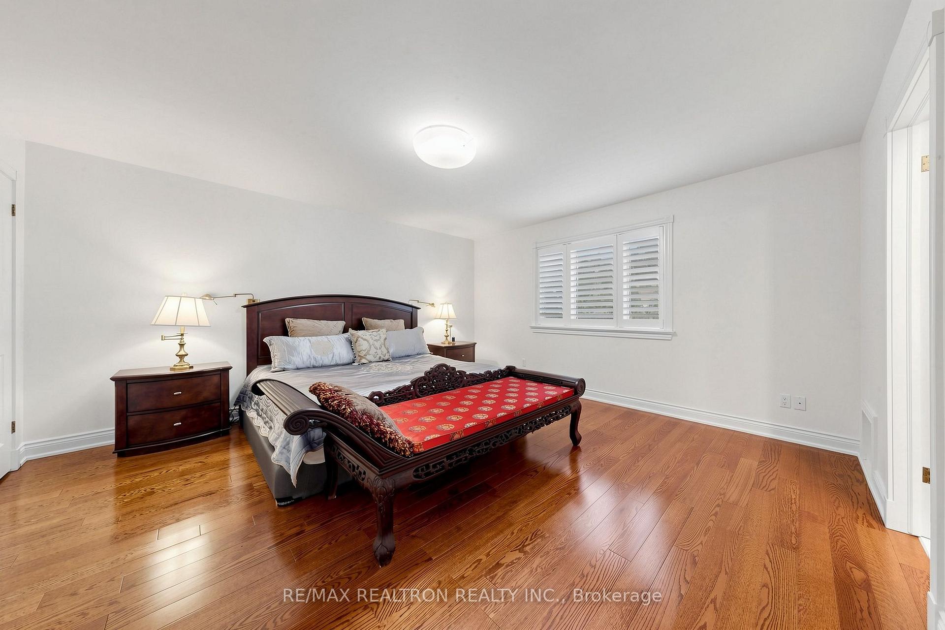 Photo 19 of 352 Deloraine Avenue, Toronto, Bedford Park-Nortown — HOMEH