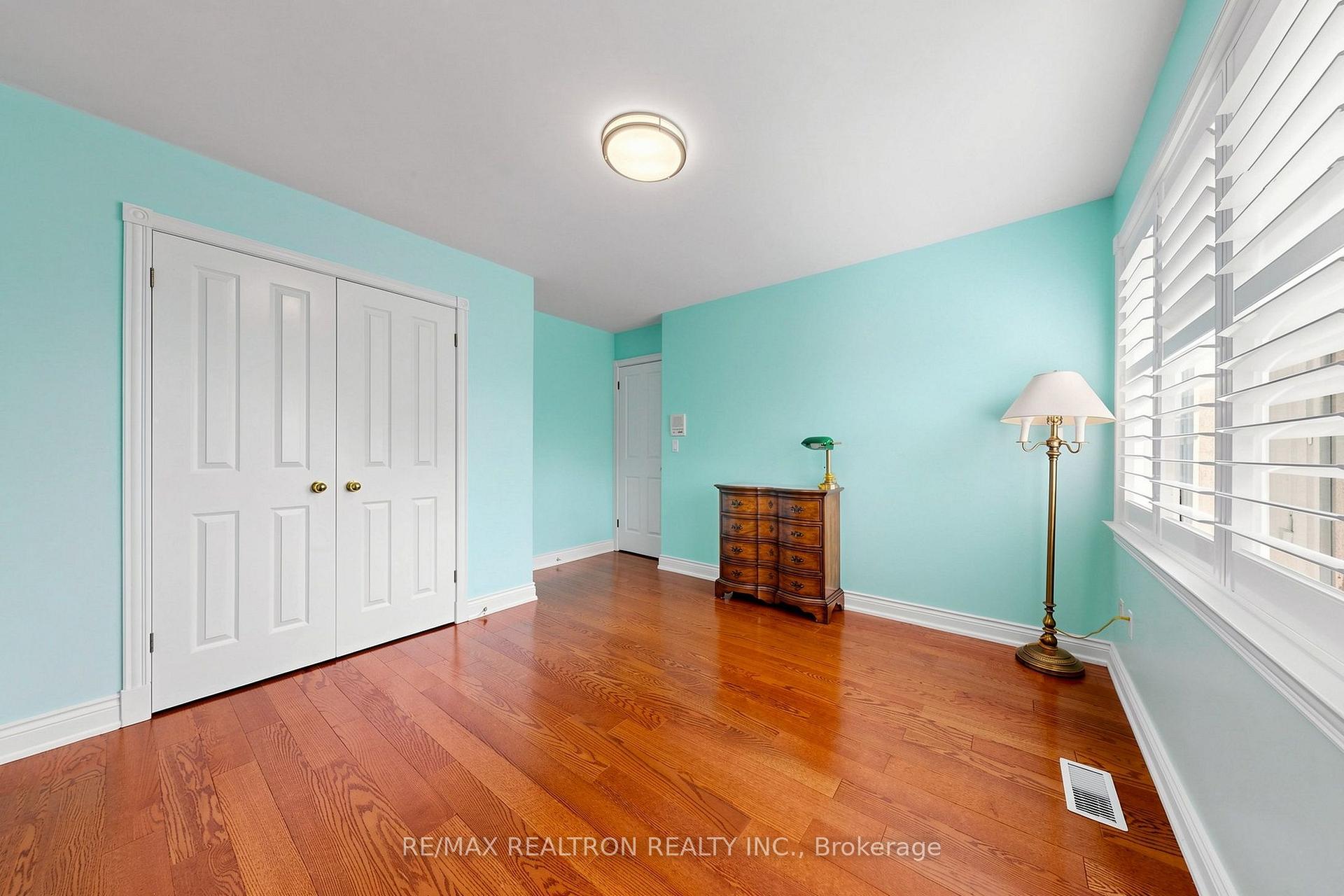 Photo 32 of 352 Deloraine Avenue, Toronto, Bedford Park-Nortown — HOMEH
