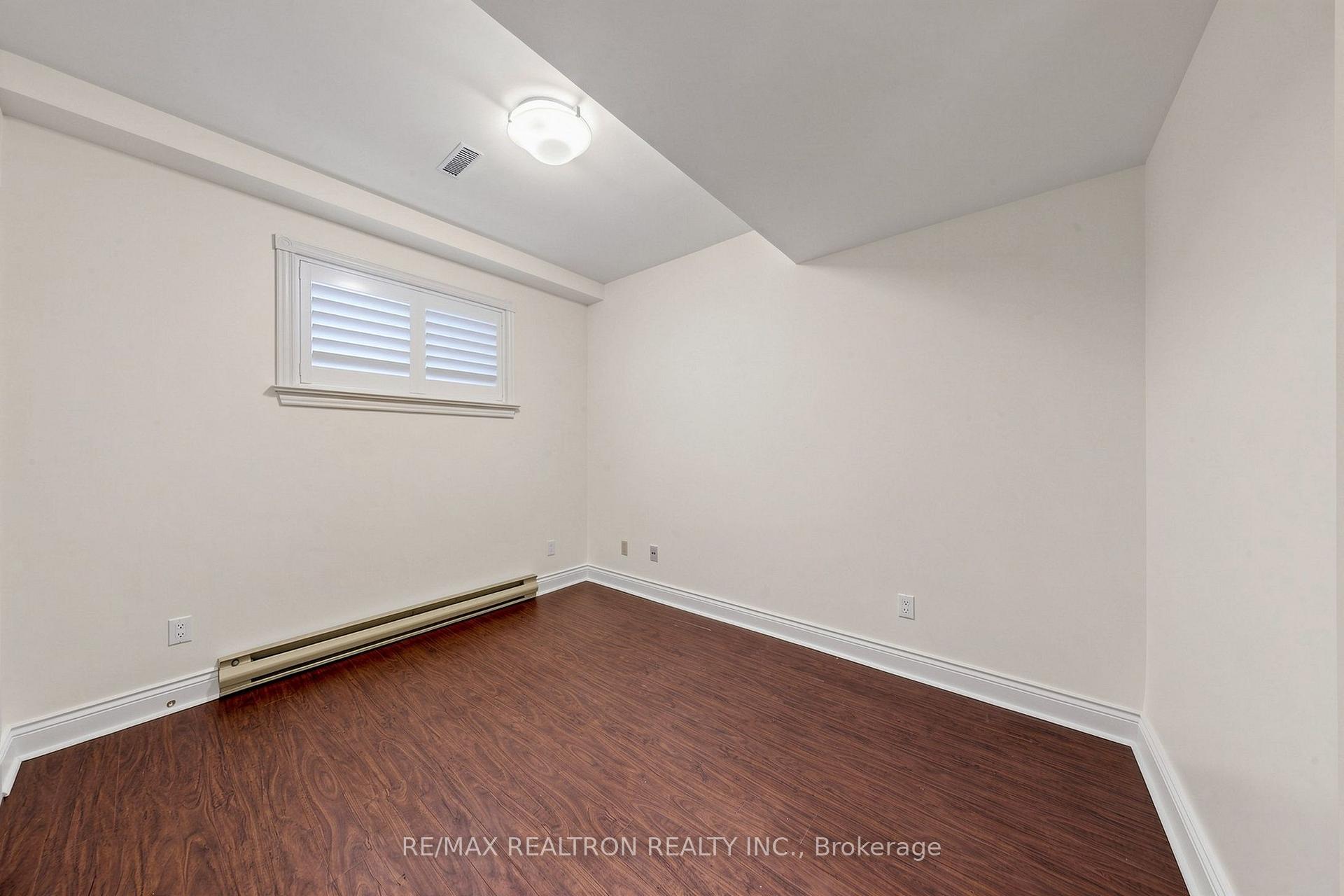 Photo 41 of 352 Deloraine Avenue, Toronto, Bedford Park-Nortown — HOMEH