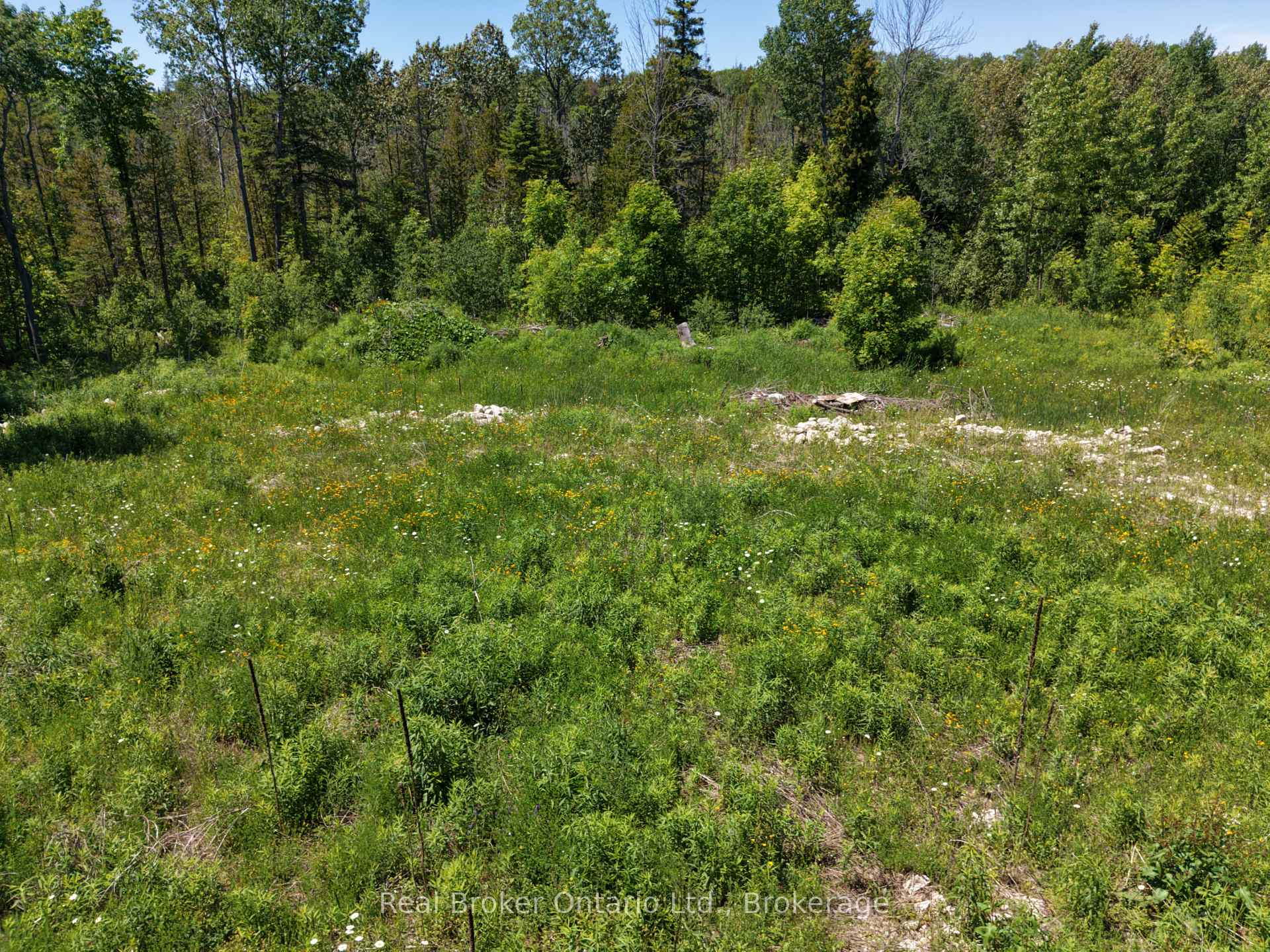 Photo 7 of 118 Tamarac Road, Northern Bruce Peninsula — HOMEH