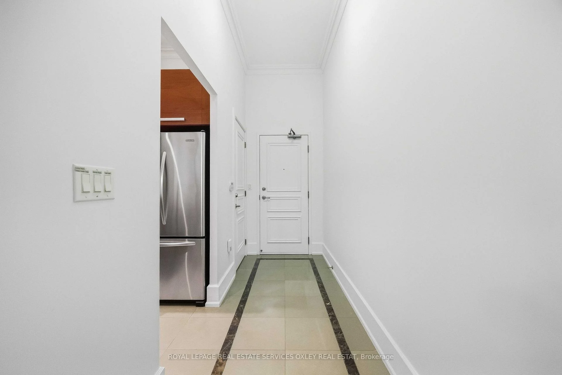 Photo 6 of Unit 101C, 662 Shepppard Avenue E, North York, Bayview Village — HOMEH