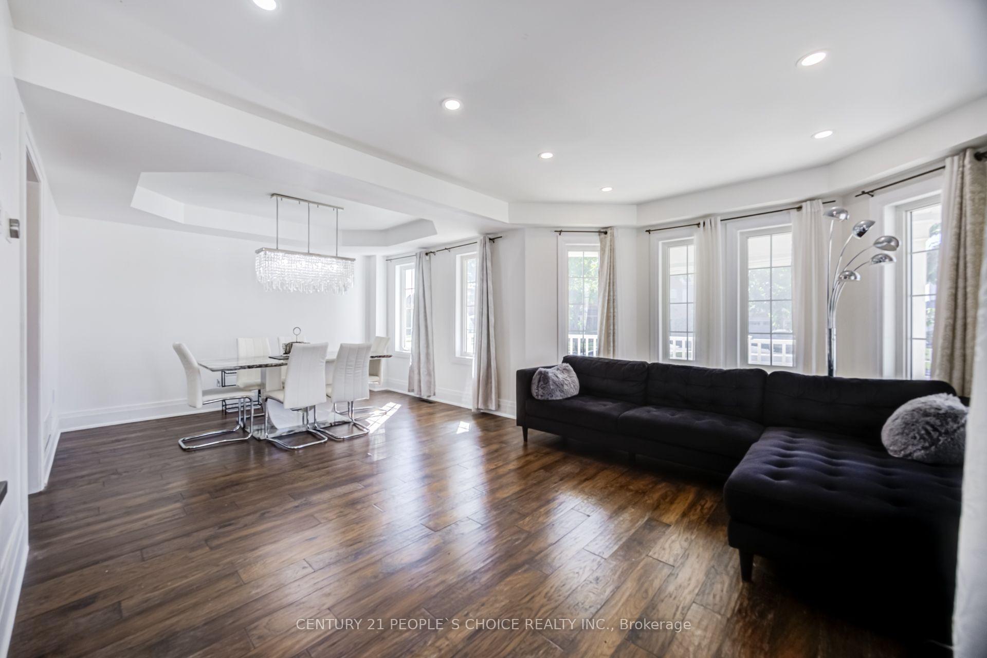 Photo 7 of 153 Watford Street, Whitby, Brooklin — HOMEH