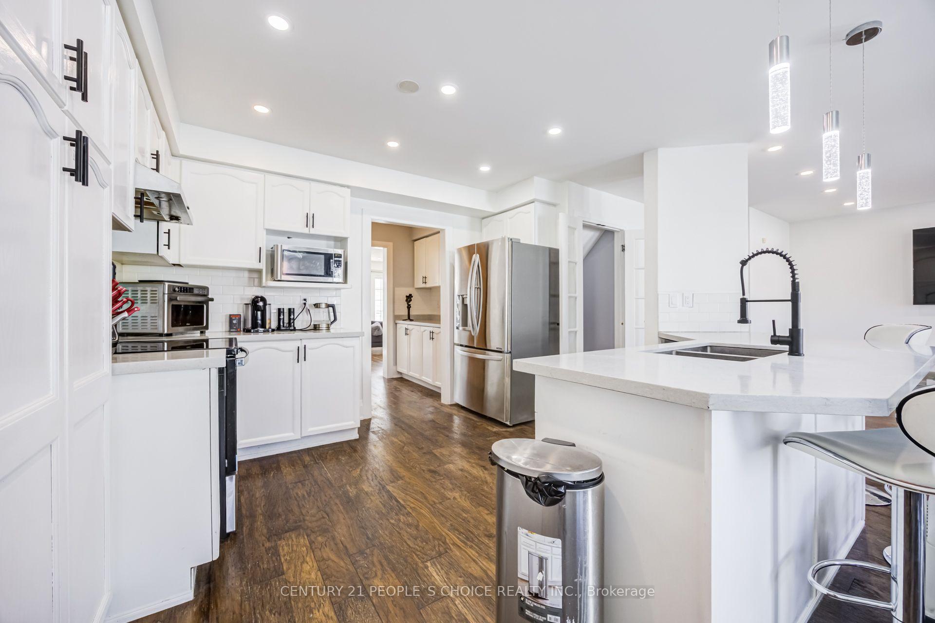 Photo 17 of 153 Watford Street, Whitby, Brooklin — HOMEH