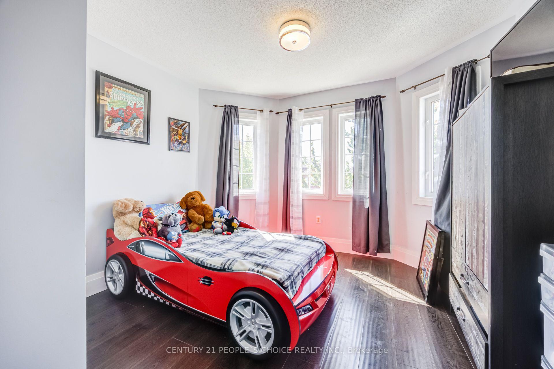 Photo 30 of 153 Watford Street, Whitby, Brooklin — HOMEH