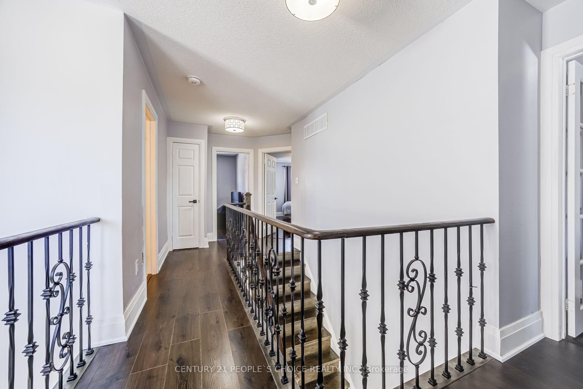 Photo 32 of 153 Watford Street, Whitby, Brooklin — HOMEH