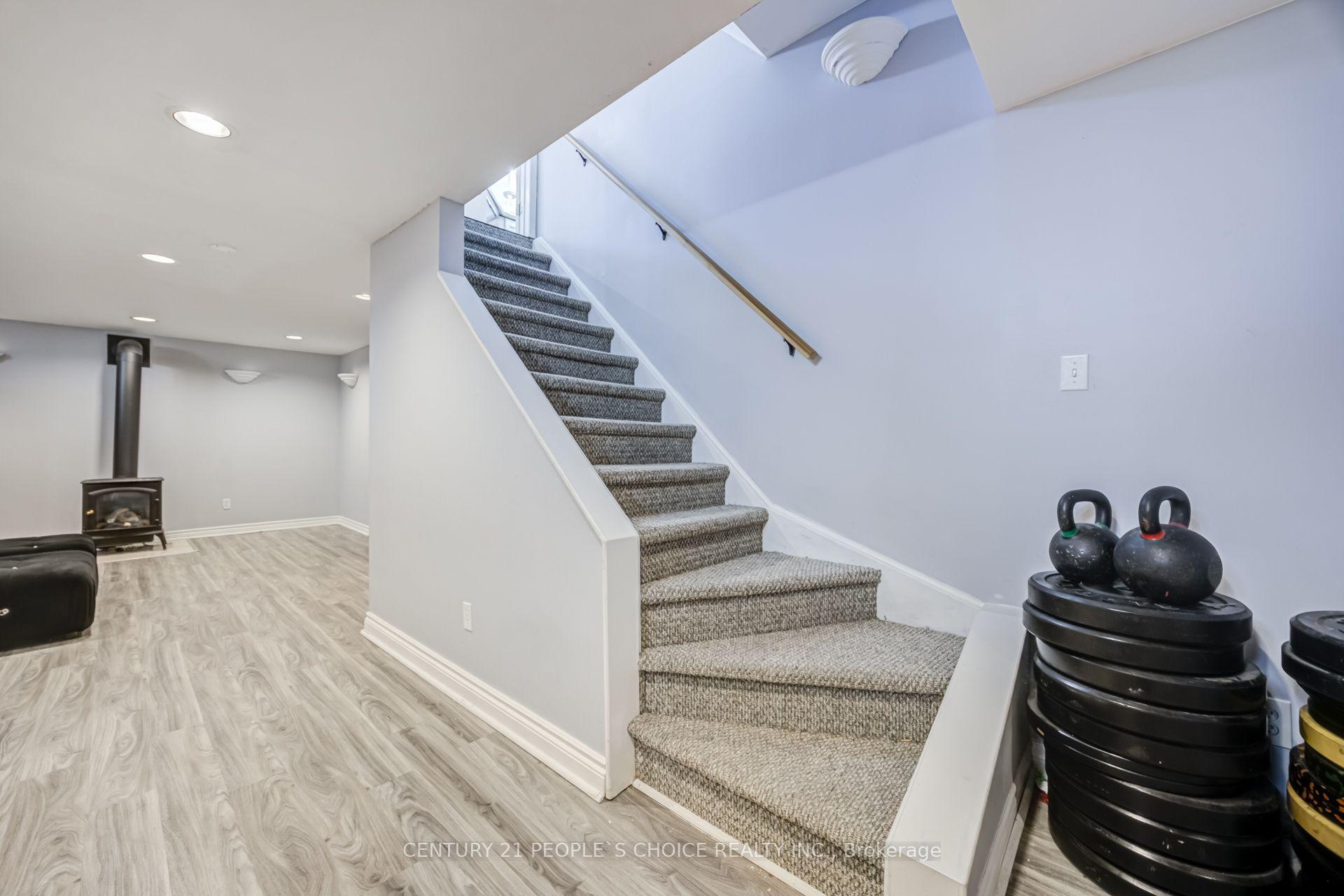 Photo 34 of 153 Watford Street, Whitby, Brooklin — HOMEH