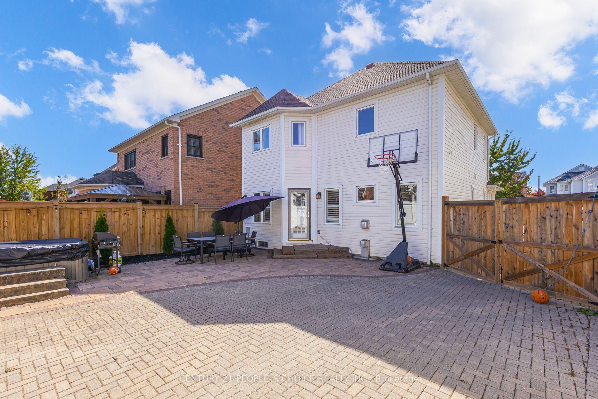 Photo 46 of 153 Watford Street, Whitby, Brooklin — HOMEH
