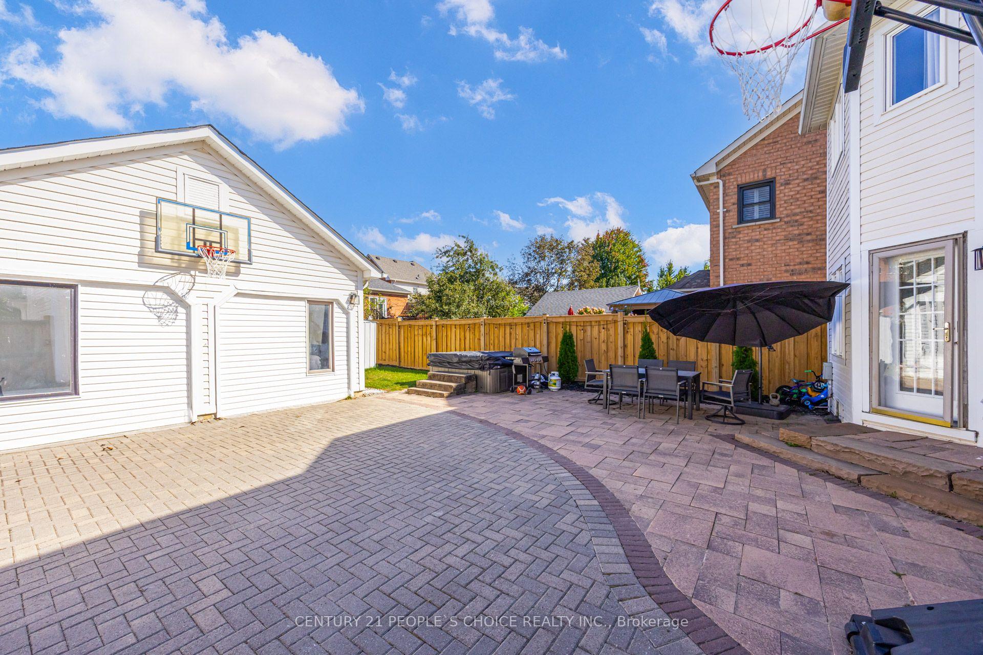 Photo 48 of 153 Watford Street, Whitby, Brooklin — HOMEH