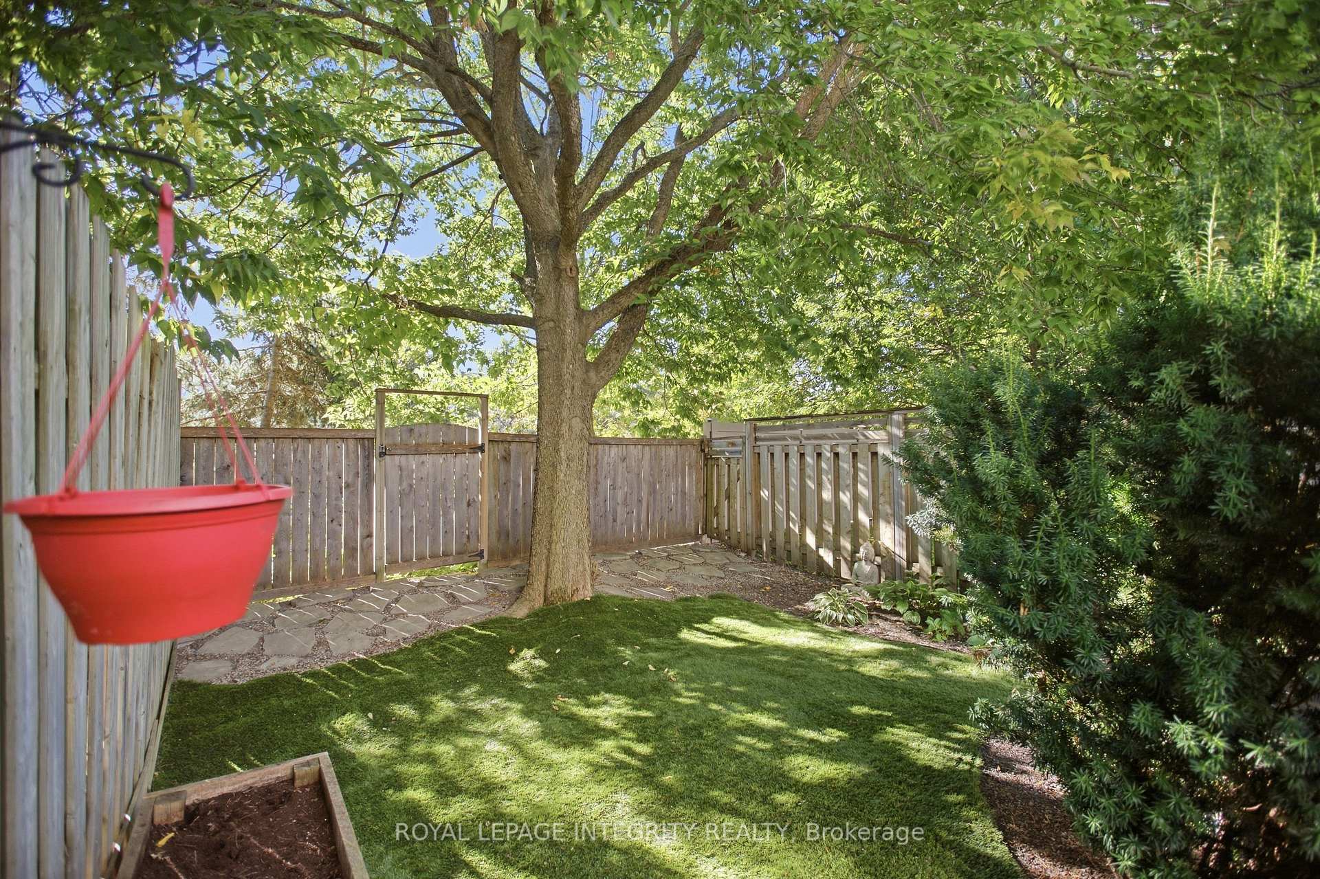 Photo 28 of 72 Redpath Drive, Ottawa, Barrhaven East — HOMEH