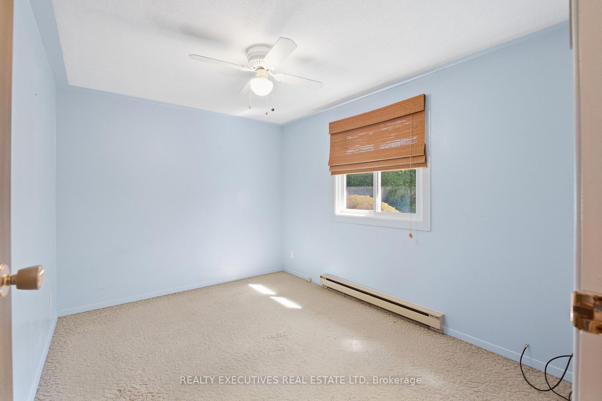 Photo 23 of 441 May Street, North Dundas, Winchester — HOMEH
