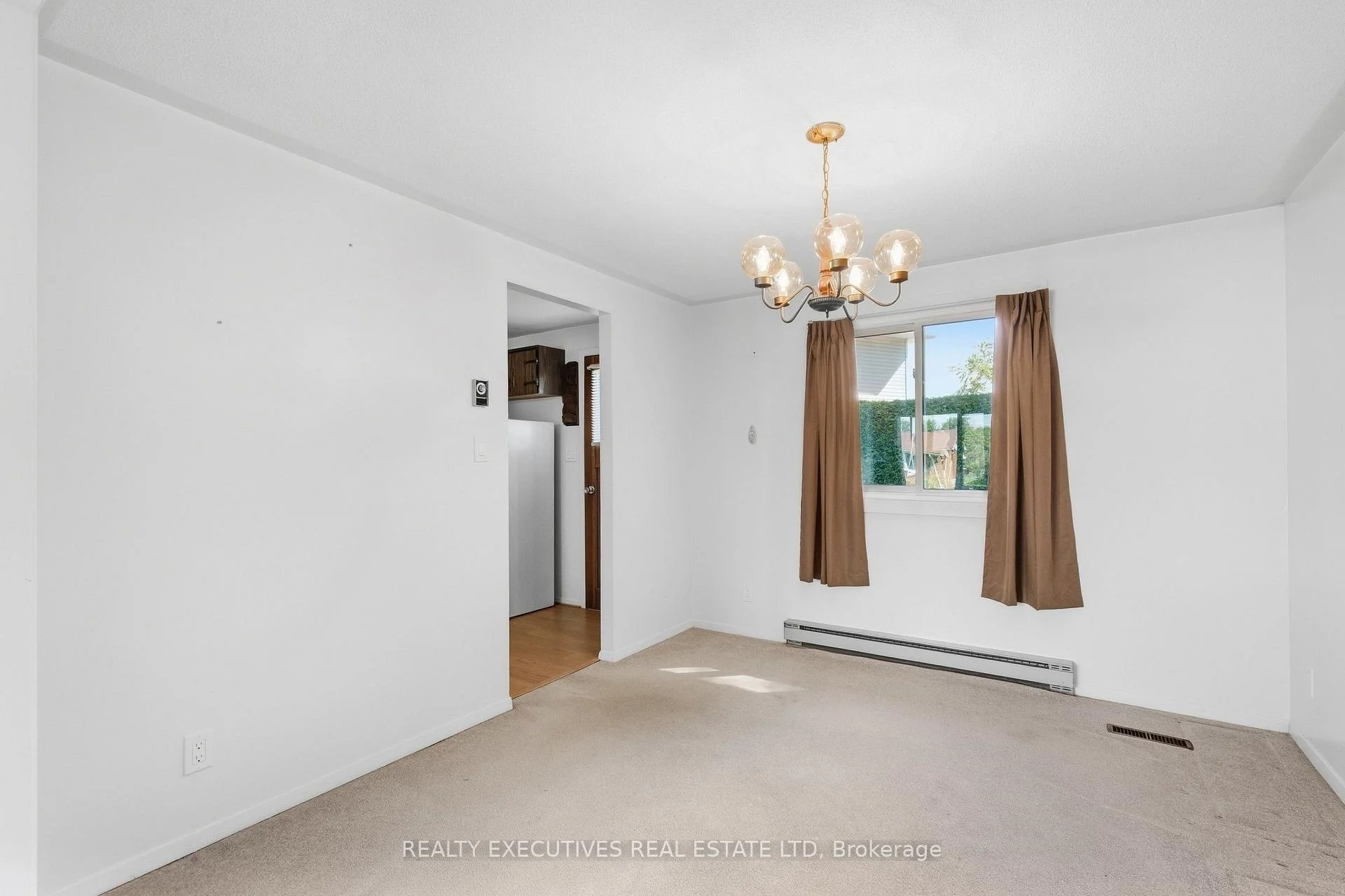 Photo 22 of 441 May Street, North Dundas, Winchester — HOMEH