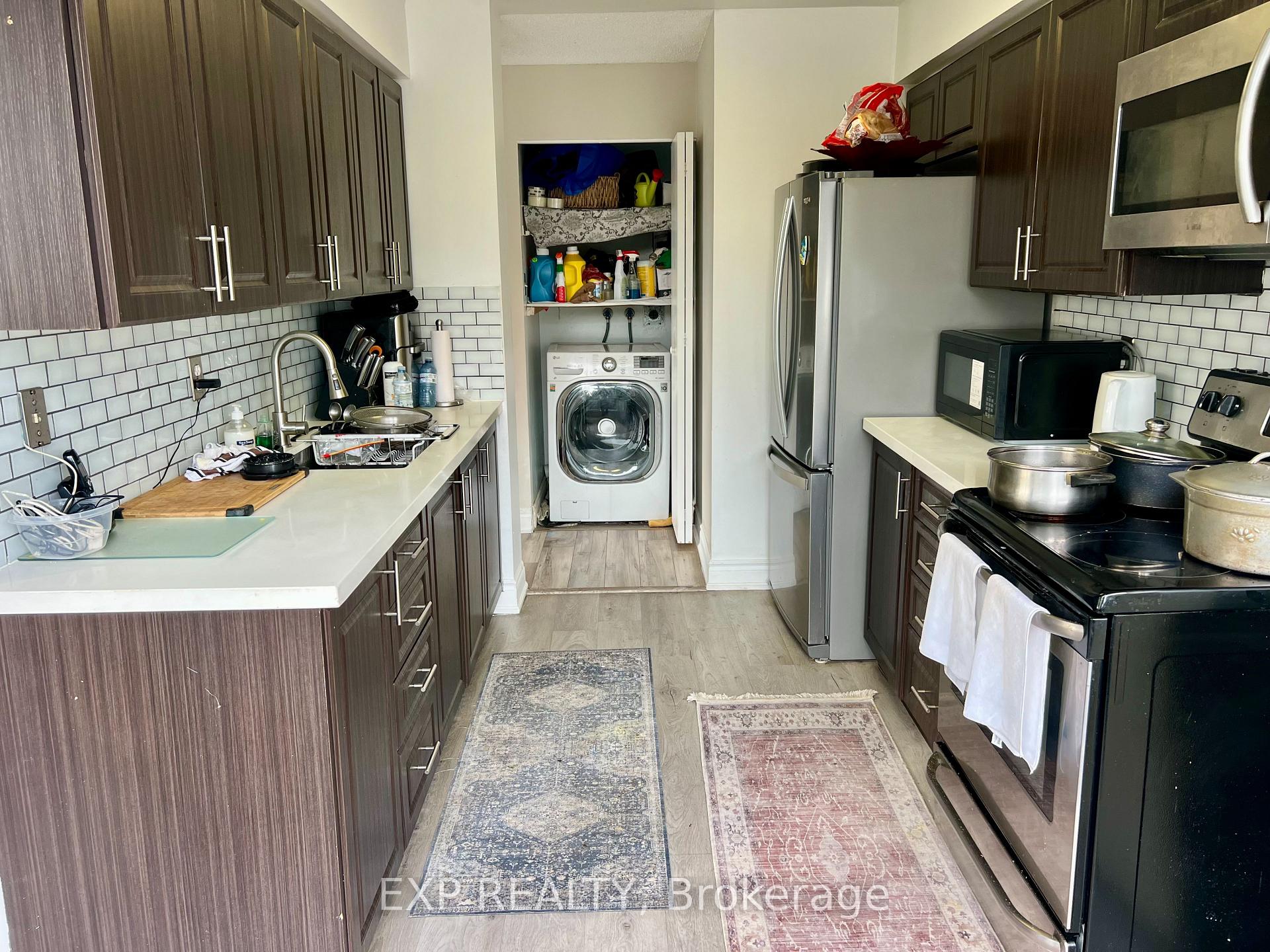 Photo 6 of Unit 412, 10 Laurelcrest Street, Brampton, Bramalea Road South Gateway — HOMEH