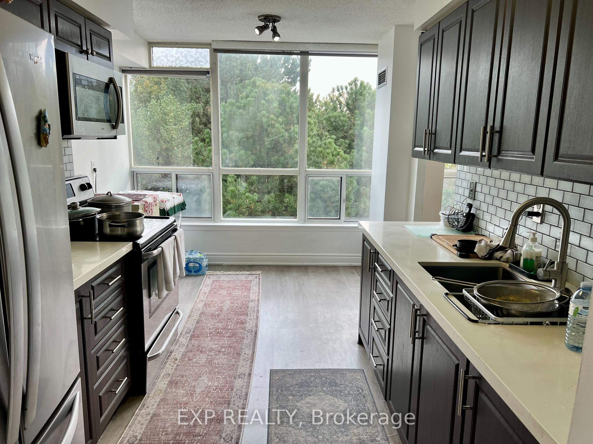 Photo 9 of Unit 412, 10 Laurelcrest Street, Brampton, Bramalea Road South Gateway — HOMEH