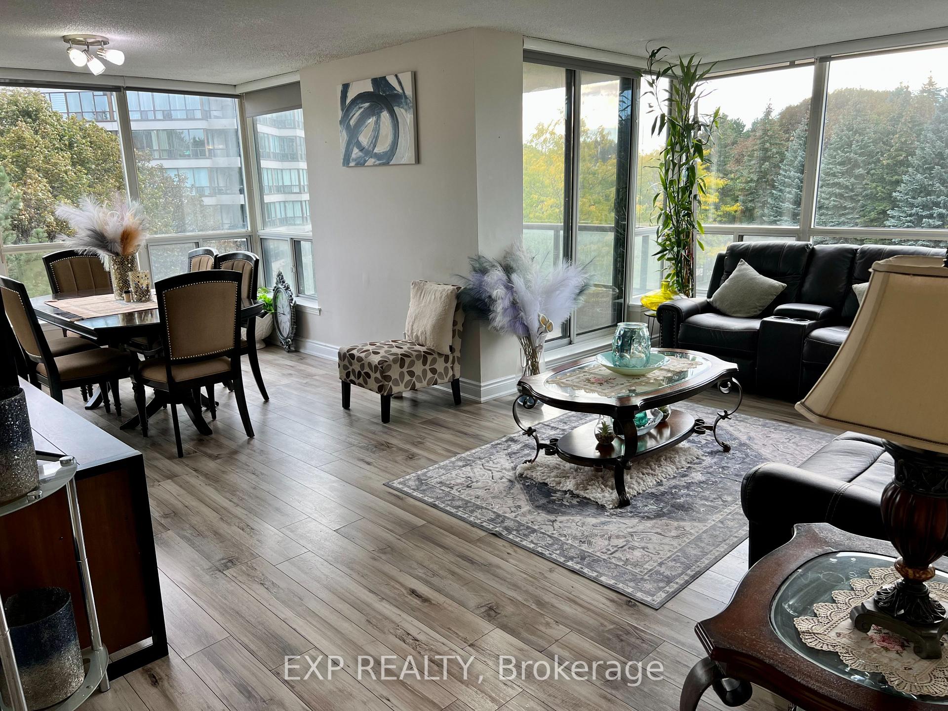 Photo 11 of Unit 412, 10 Laurelcrest Street, Brampton, Bramalea Road South Gateway — HOMEH