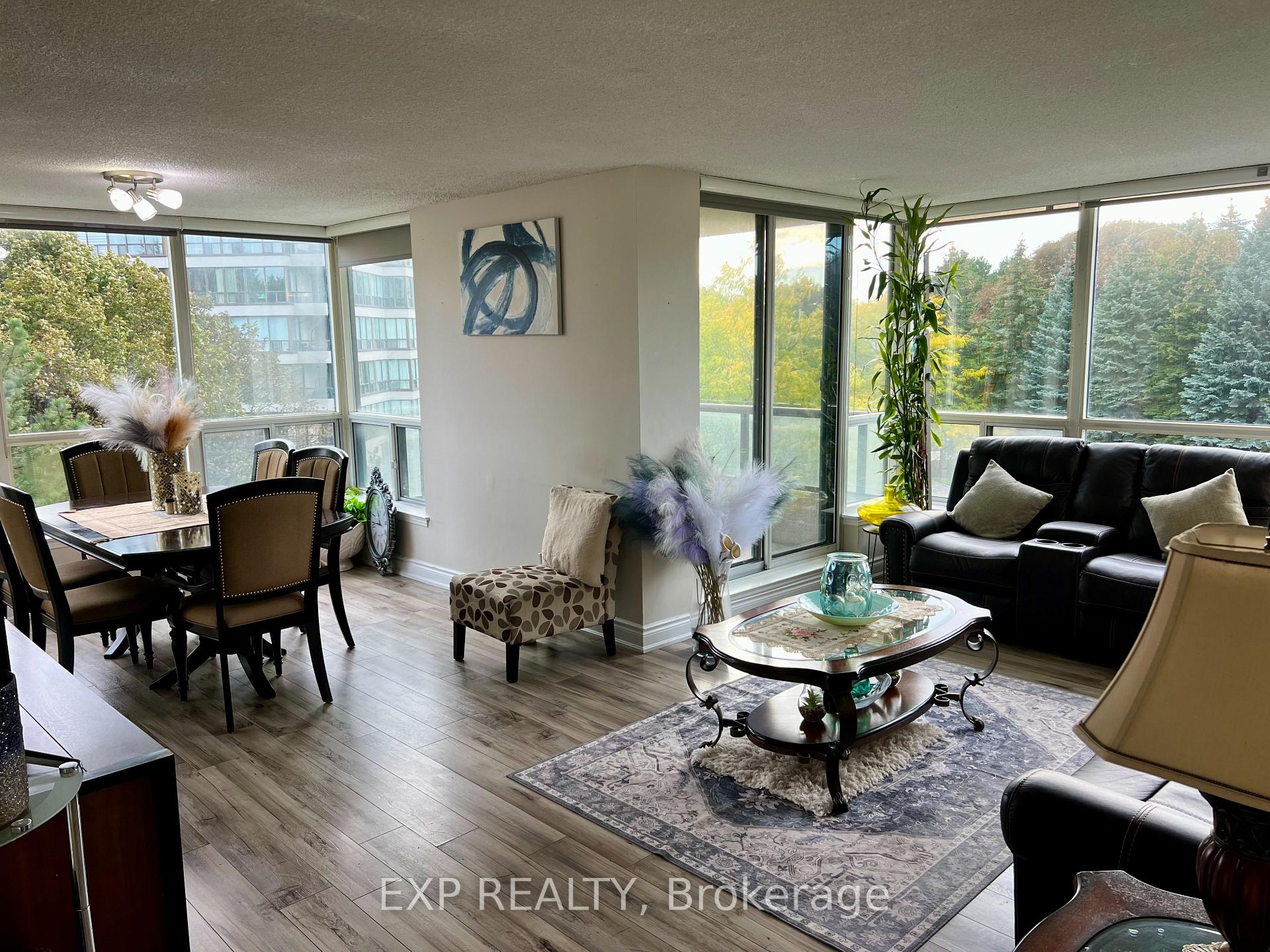 Photo 12 of Unit 412, 10 Laurelcrest Street, Brampton, Bramalea Road South Gateway — HOMEH