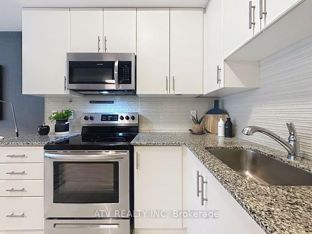 Photo 9 of Unit 35, 26 Fieldway Road, Etobicoke, Islington-City Centre West — HOMEH