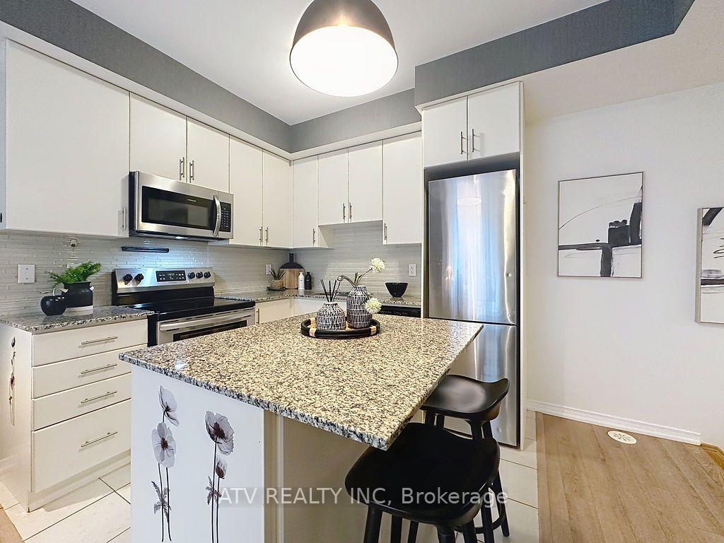 Photo 15 of Unit 35, 26 Fieldway Road, Etobicoke, Islington-City Centre West — HOMEH