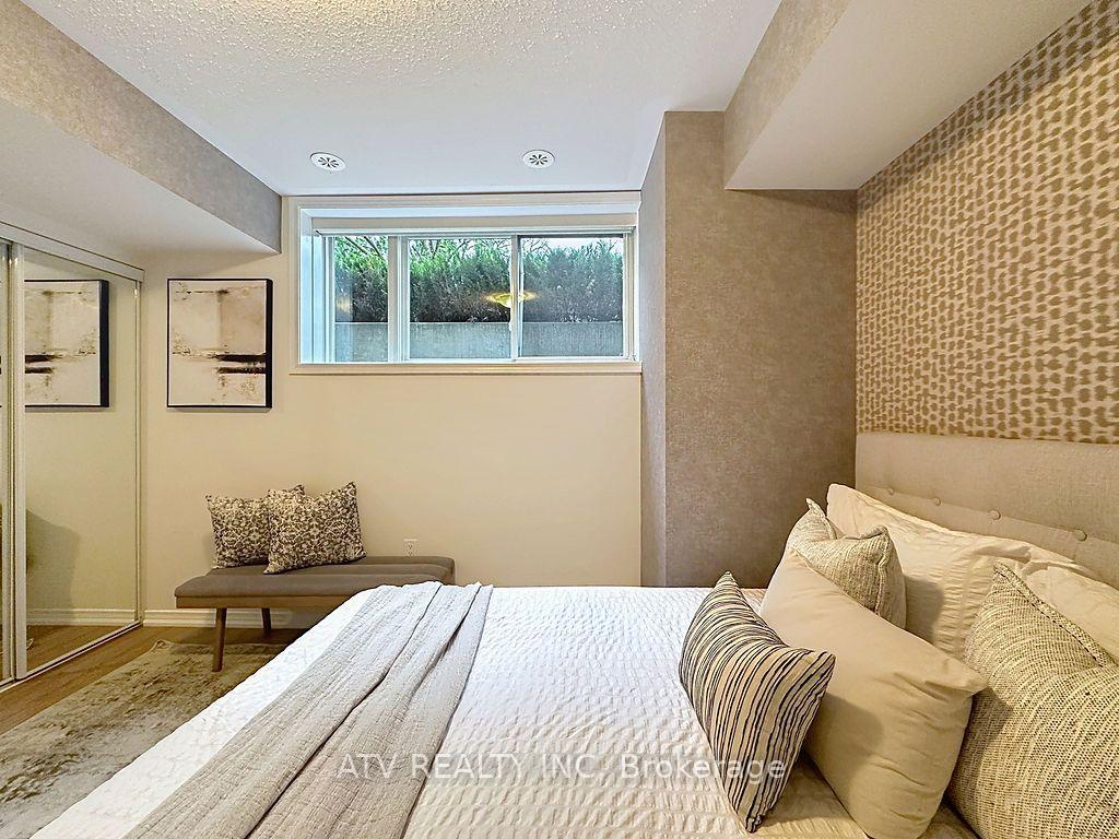 Photo 33 of Unit 35, 26 Fieldway Road, Etobicoke, Islington-City Centre West — HOMEH