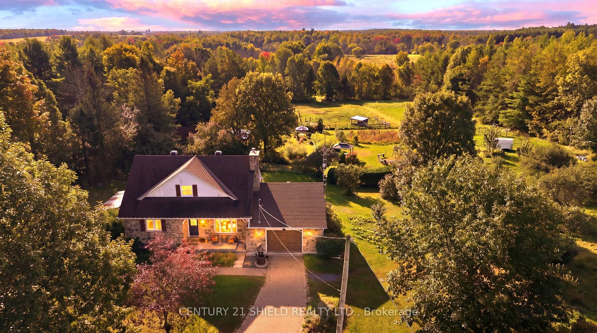 Photo 2 of 19770 County Road 25, South Glengarry, South Glengarry (Charlottenburgh) Twp — HOMEH