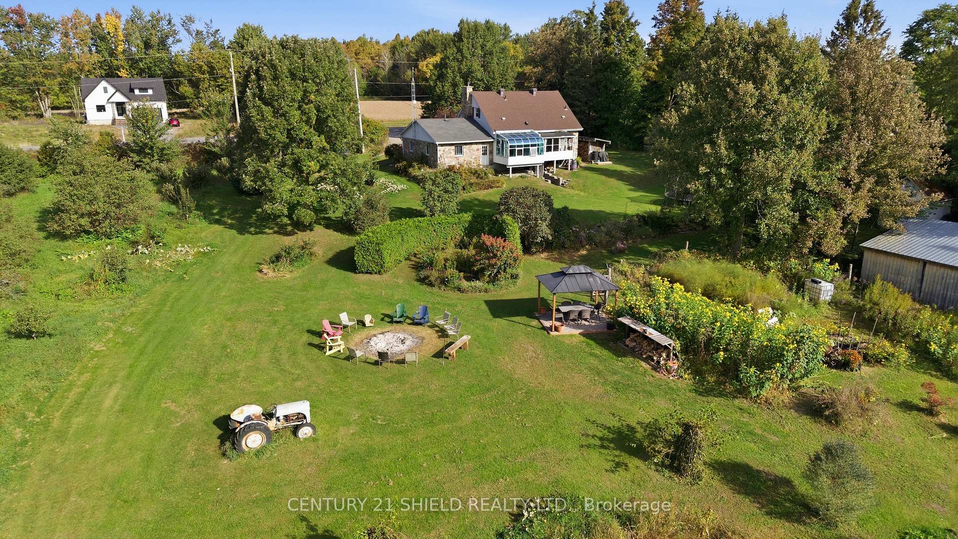 Photo 6 of 19770 County Road 25, South Glengarry, South Glengarry (Charlottenburgh) Twp — HOMEH