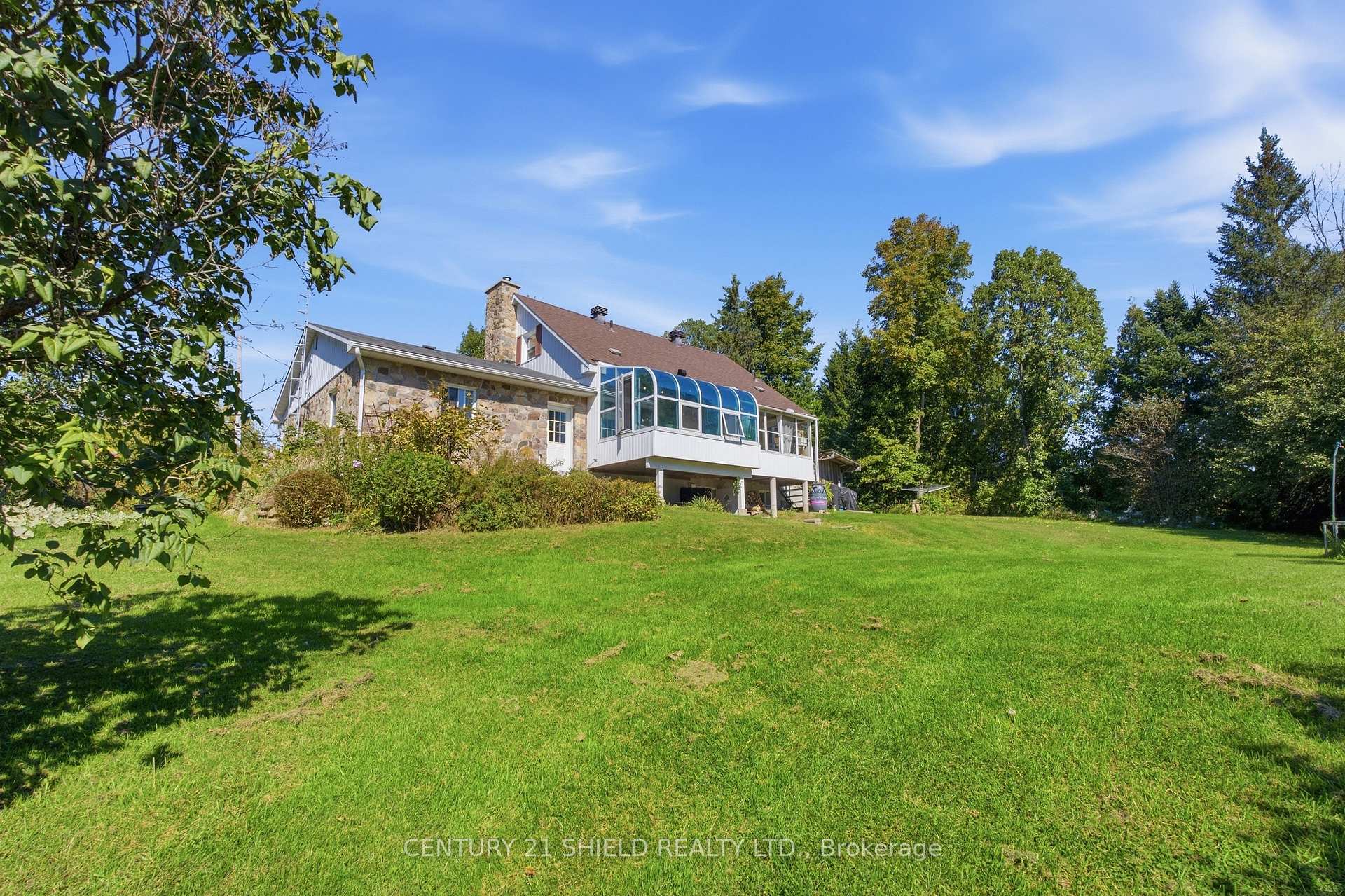 Photo 11 of 19770 County Road 25, South Glengarry, South Glengarry (Charlottenburgh) Twp — HOMEH