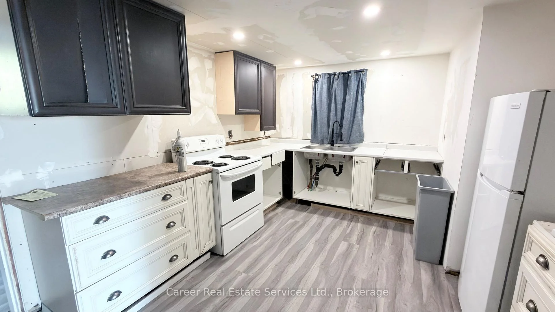 Photo 11 of 2138 Highway No 2 Road, Clarington, Rural Clarington — HOMEH