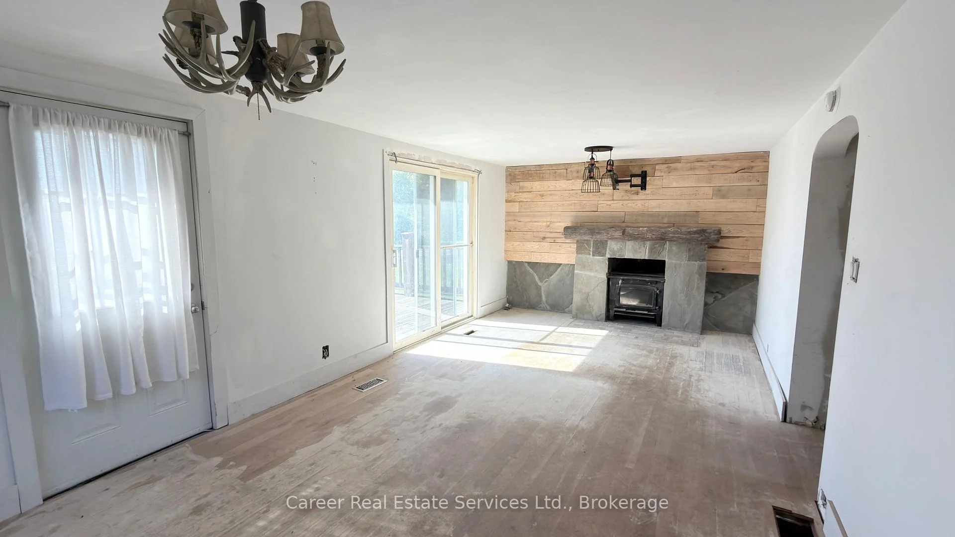 Photo 13 of 2138 Highway No 2 Road, Clarington, Rural Clarington — HOMEH