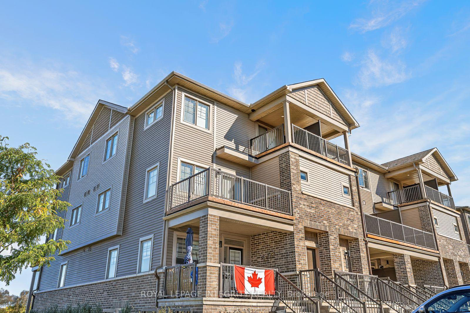 Photo 3 of 303 Olivenite Private, Ottawa, Barrhaven - Heritage Park — HOMEH
