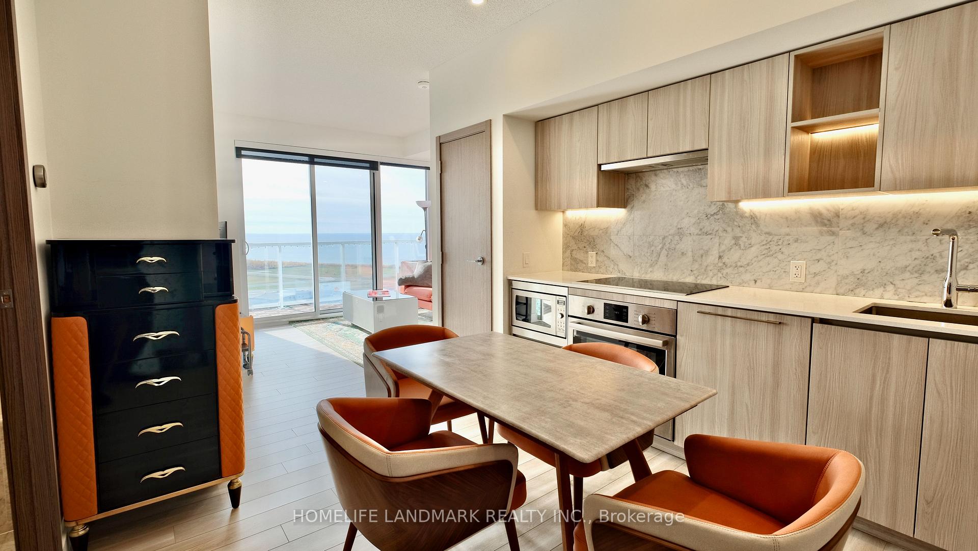 Photo 2 of Unit 4016, 17 Bathurst Street, Toronto, Waterfront Communities — HOMEH