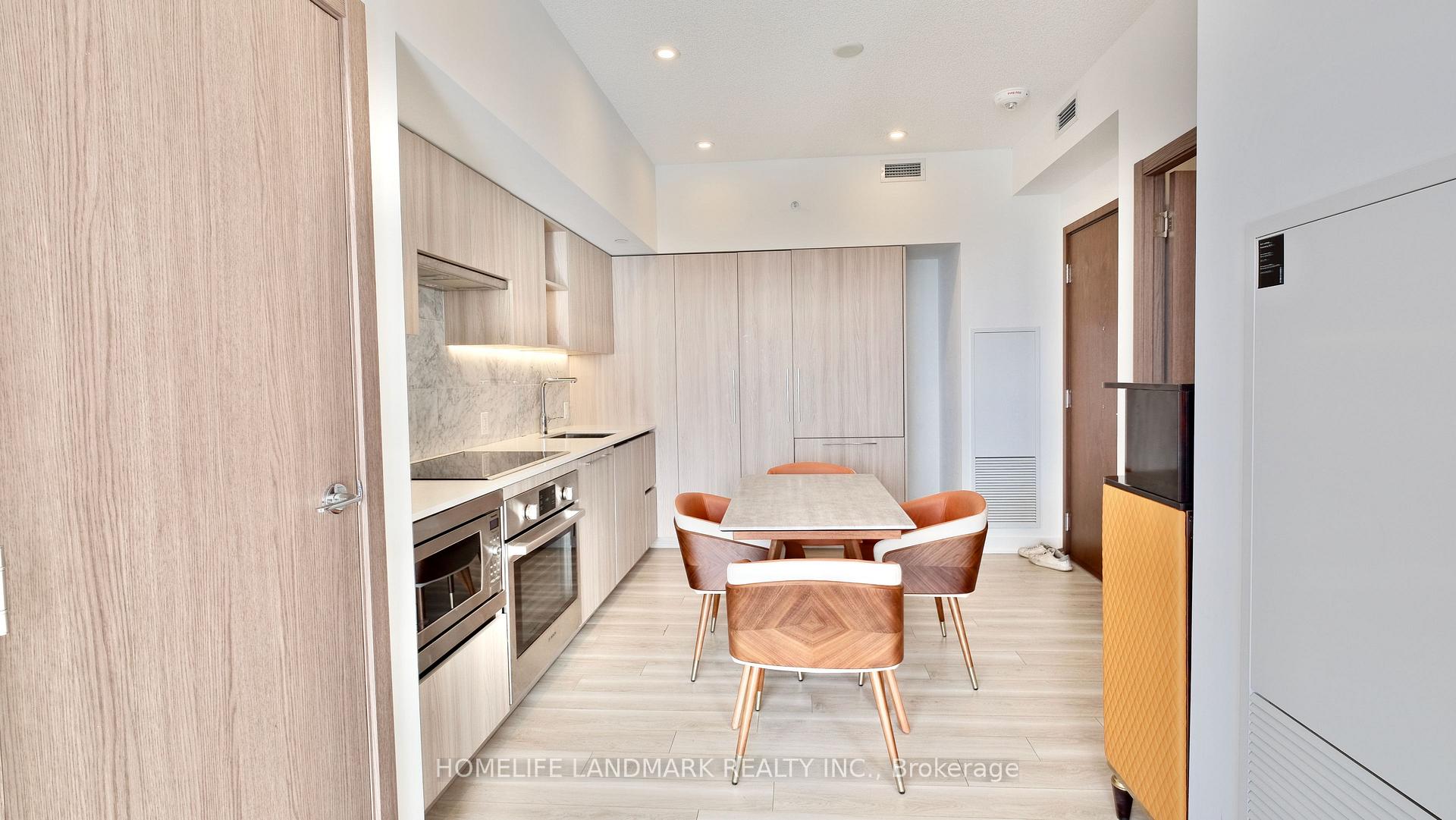 Photo 7 of Unit 4016, 17 Bathurst Street, Toronto, Waterfront Communities — HOMEH