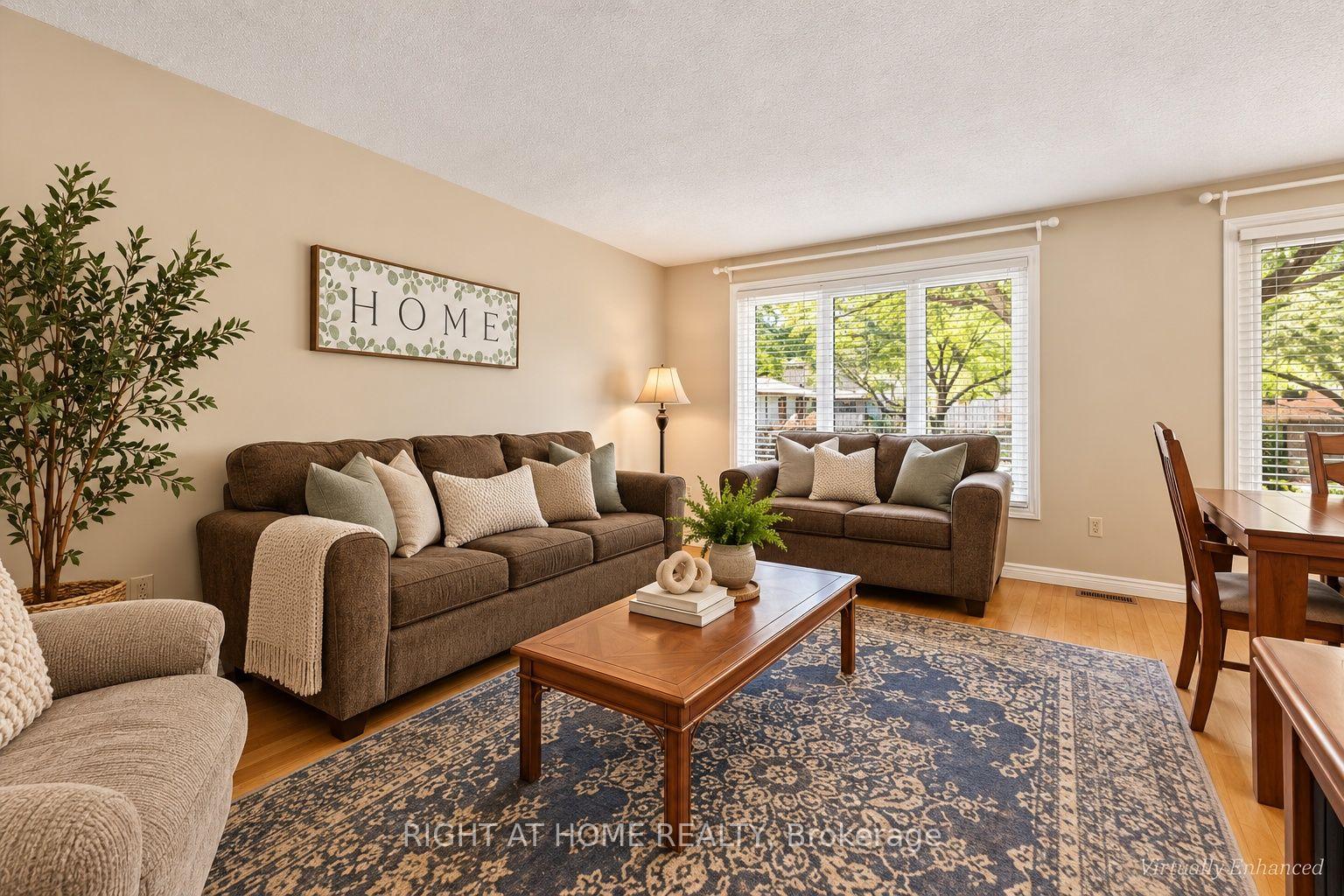 Photo 5 of 7 Hanover Place N, Hamilton, Vincent — HOMEH
