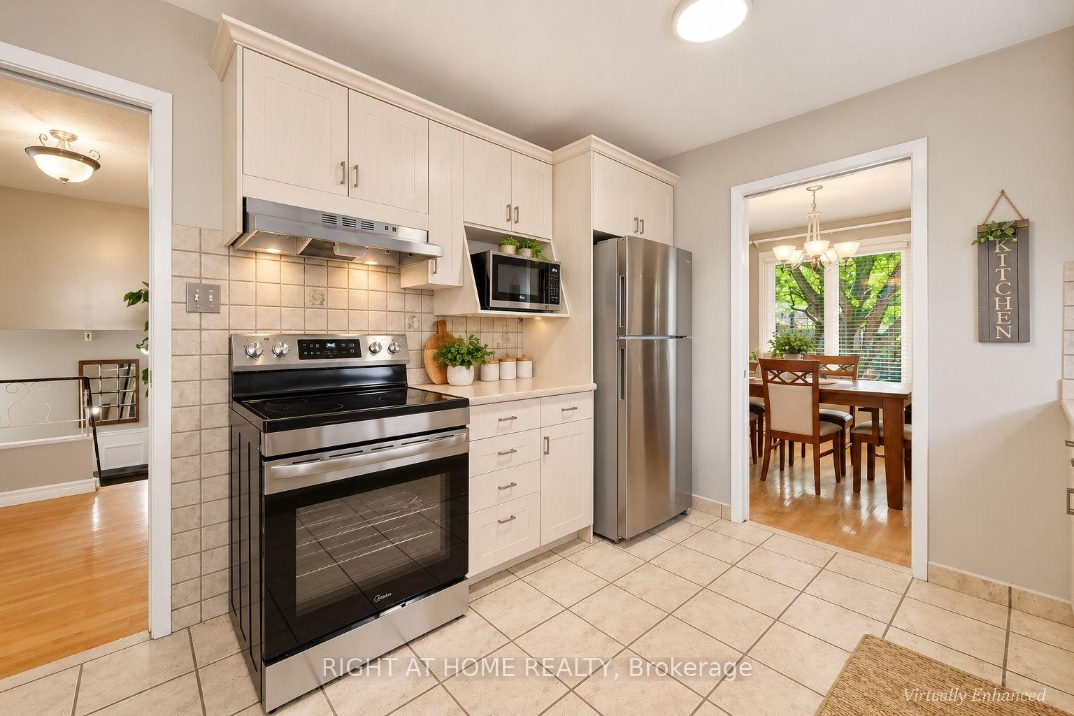 Photo 7 of 7 Hanover Place N, Hamilton, Vincent — HOMEH