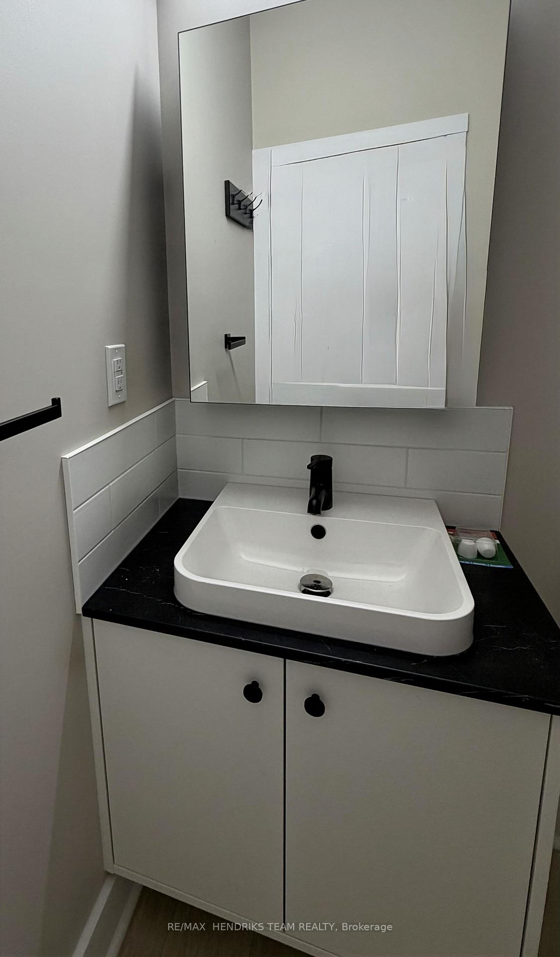 Photo 6 of Unit #1, 3 Main Street W, Grimsby, Grimsby East — HOMEH