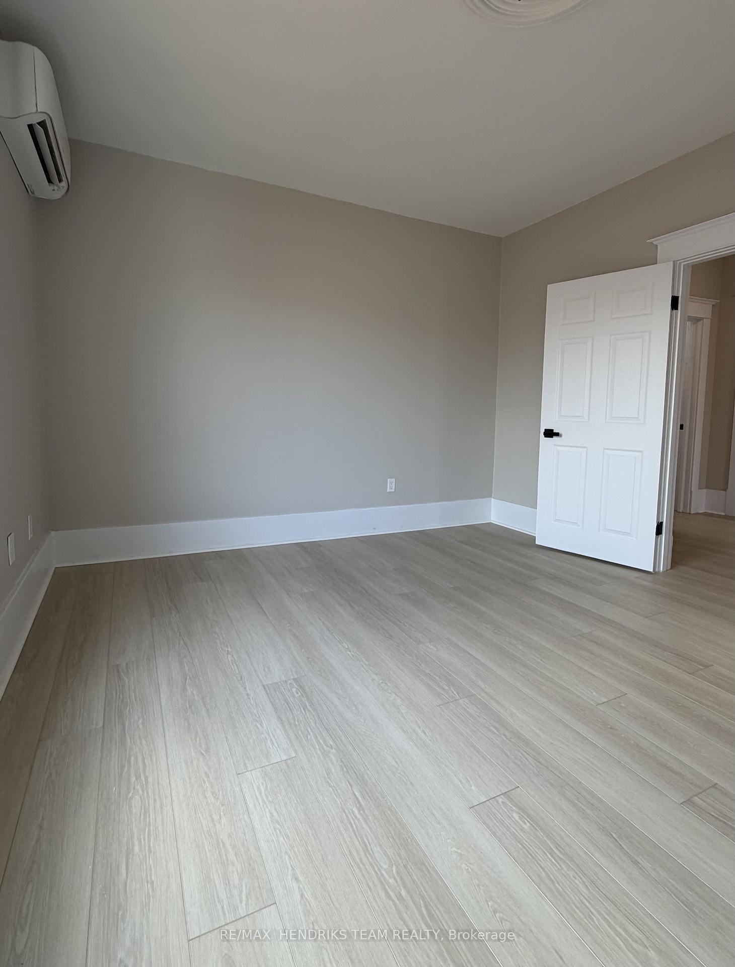 Photo 8 of Unit #1, 3 Main Street W, Grimsby, Grimsby East — HOMEH