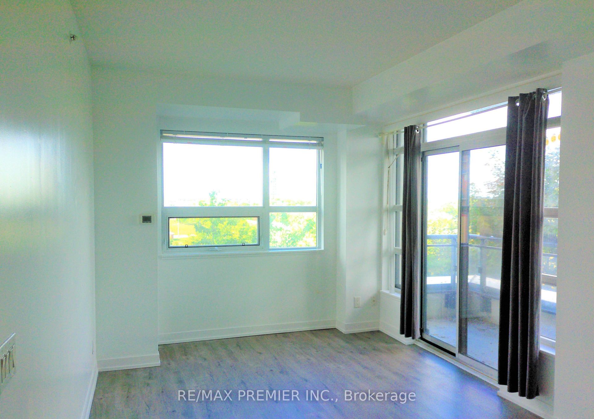 Photo 3 of Unit 404, 840 Queens Plate Drive, Etobicoke, West Humber-Clairville — HOMEH
