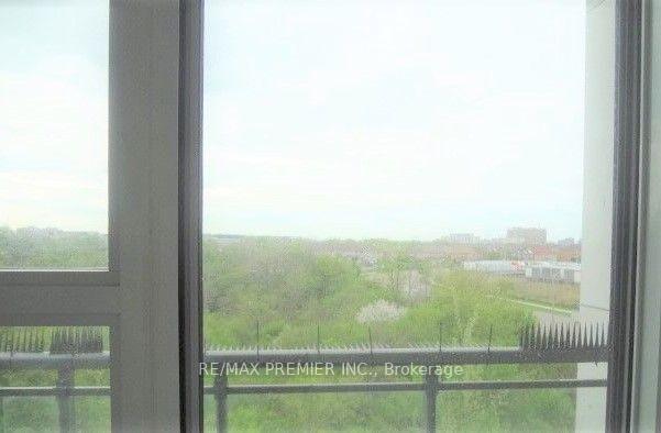 Photo 11 of Unit 404, 840 Queens Plate Drive, Etobicoke, West Humber-Clairville — HOMEH