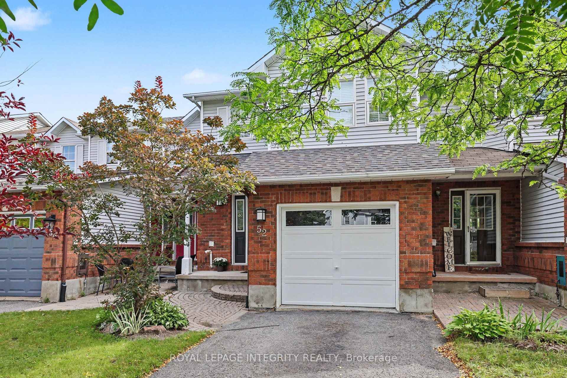Photo 5 of 52 Blackdome Crescent, Ottawa, Kanata - Kanata Lakes/Heritage Hills — HOMEH