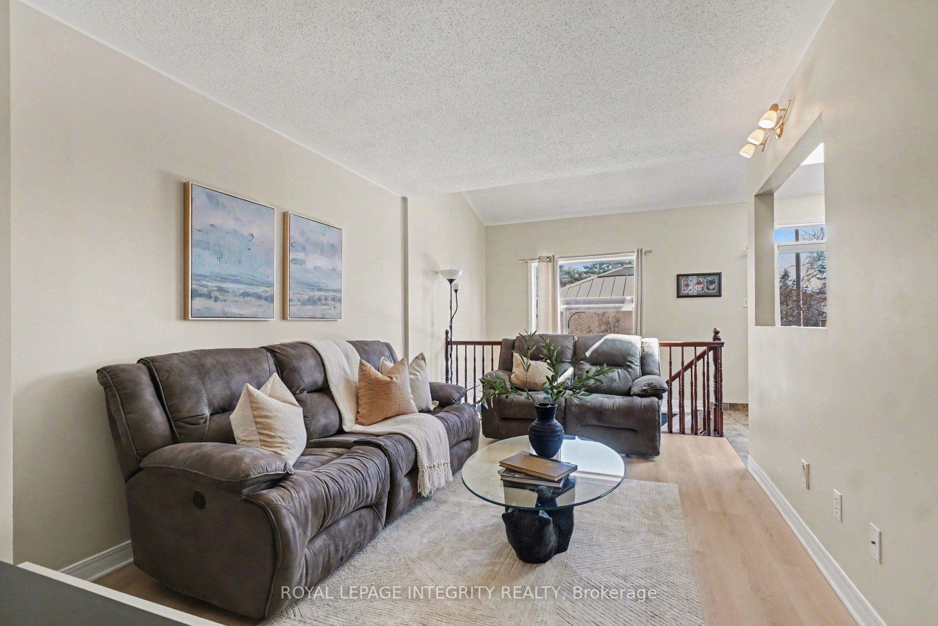Photo 17 of 52 Blackdome Crescent, Ottawa, Kanata - Kanata Lakes/Heritage Hills — HOMEH
