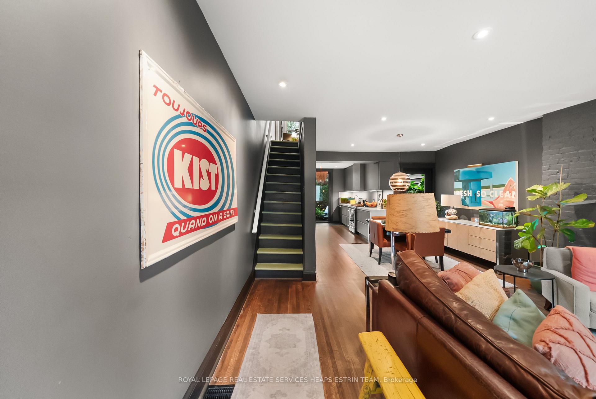 Photo 18 of 19 Wascana Avenue, Toronto, Regent Park — HOMEH