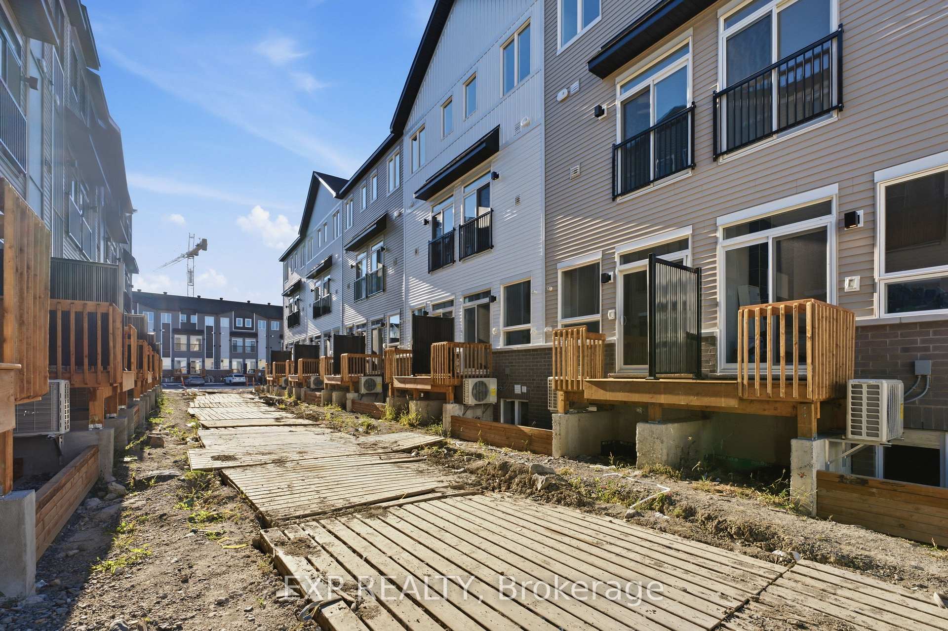 Photo 19 of 1457 Cerceau Private, Ottawa, Chapel Hill South - Orleans Village — HOMEH