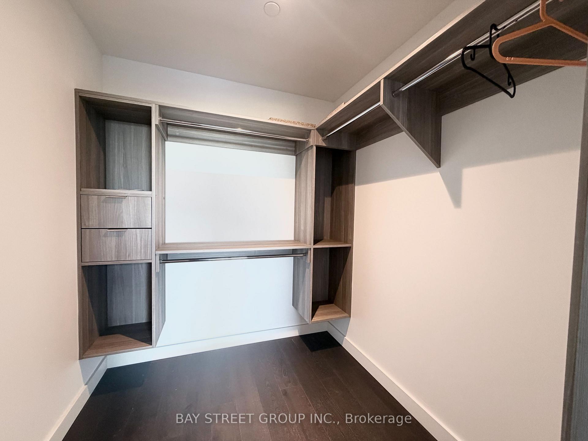 Photo 23 of Unit 103, 33 Mcmahon Drive, North York, Bayview Village — HOMEH