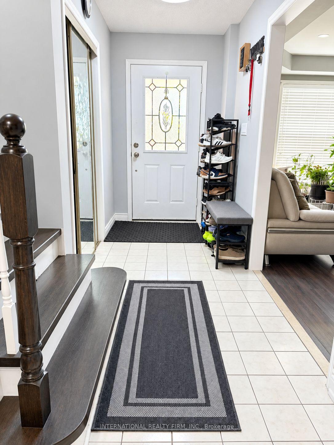 Photo 3 of 2095 Lynn Heights Drive, Pickering, Liverpool — HOMEH